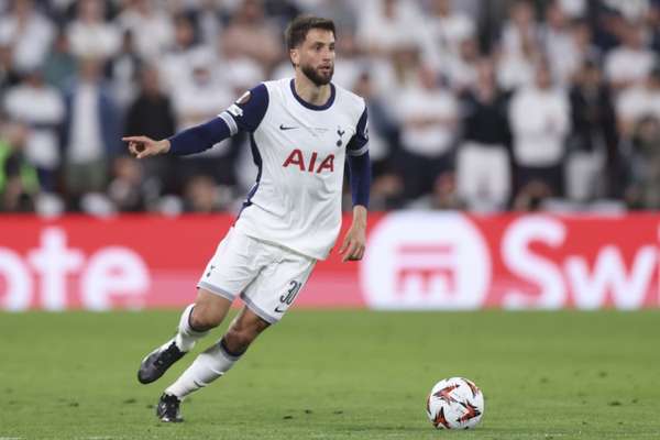 热刺锁定中场双核 本坦库尔续约在即帕利尼亚买断提上日程