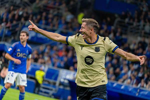 拜仁高层正式澄清：巴萨已全额支付莱万转会费