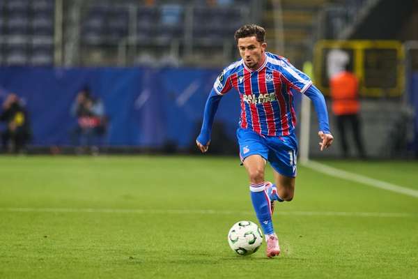 水晶宫新核皮诺闪耀英超 鲁尼盛赞其"无法盯防"的球场智慧