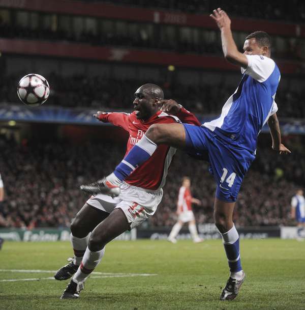 坎贝尔建言枪手冬窗引援：短期合同签老将或租借补强防线